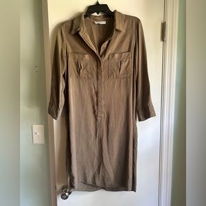 CJLA taupe knee length dress, functional buttons, size medium, 3/4 sleeve